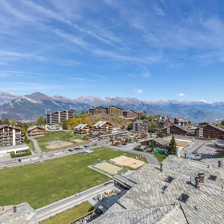 Montagnard 12 - Access - Car And Careless Holidays! Apartment *