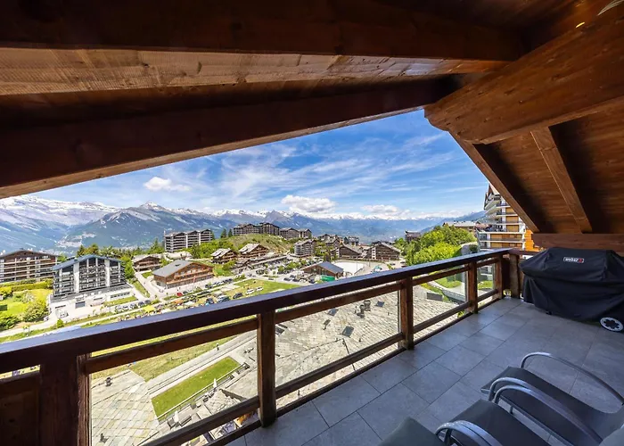 Montagnard 12 - Access - Car And Careless Holidays! *